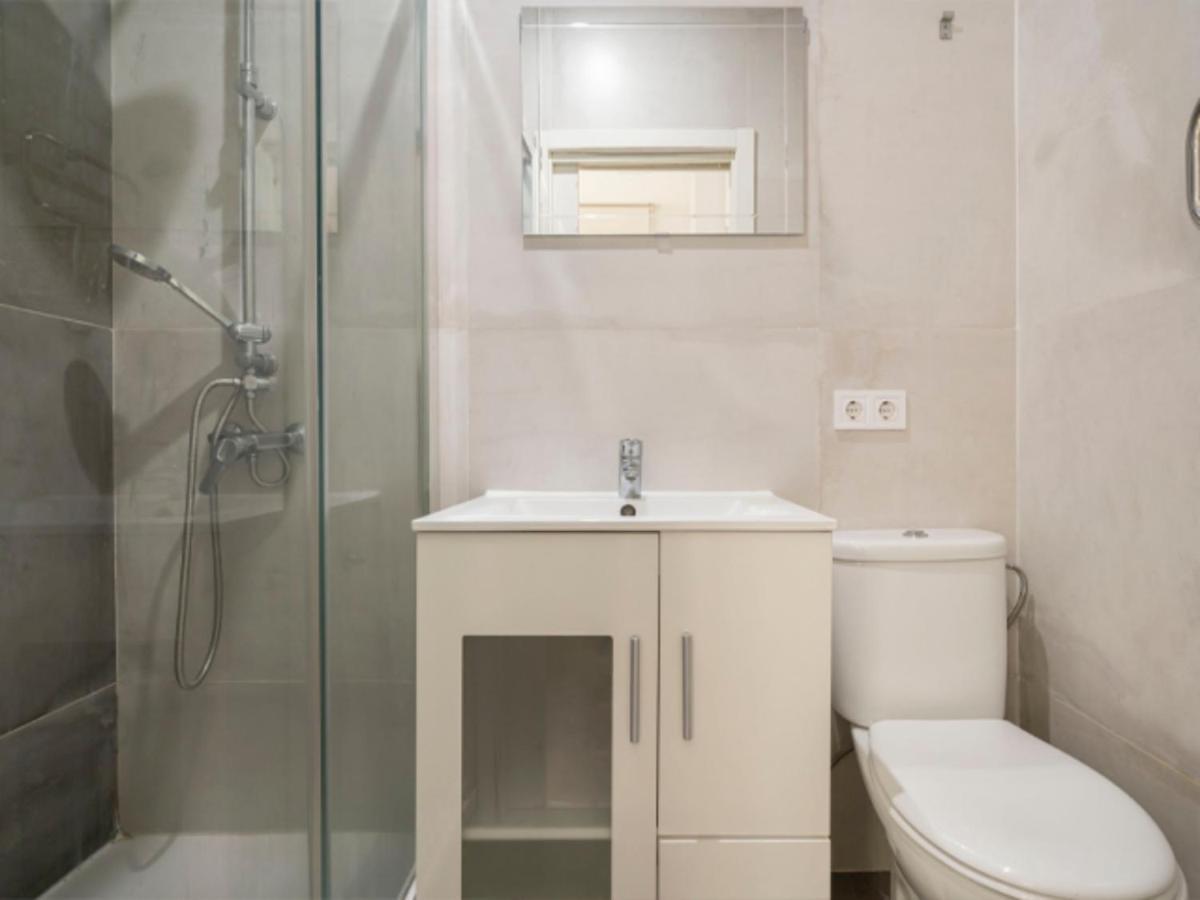 2 Bedroom Flat In La Latina-Carn Madri Exterior foto